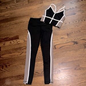 Gaiam - Jessica Biel collection legging and bra set